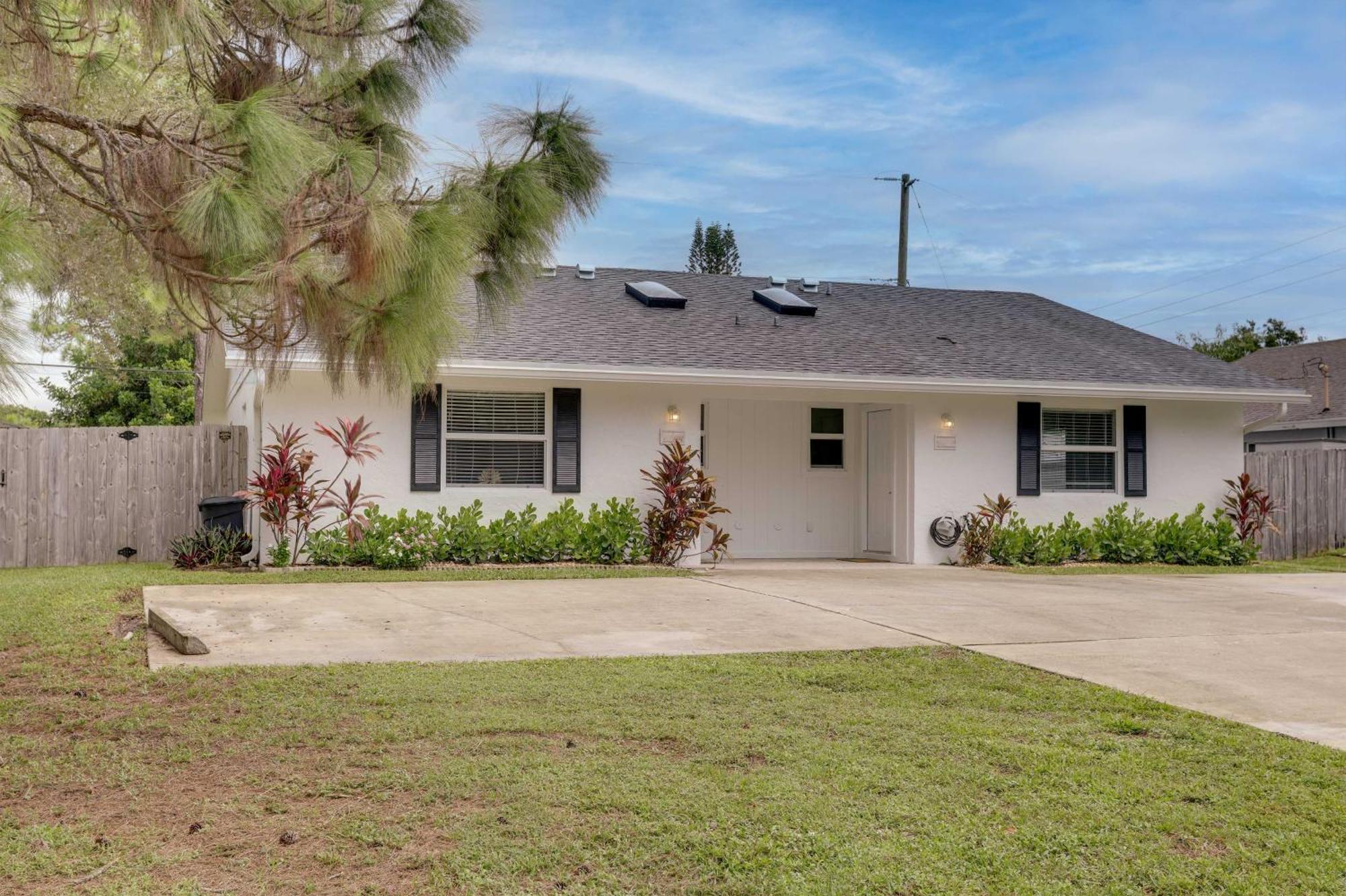 Jupiter Townhome With Patio And Yard About 6 Mi To Beach! 외부 사진